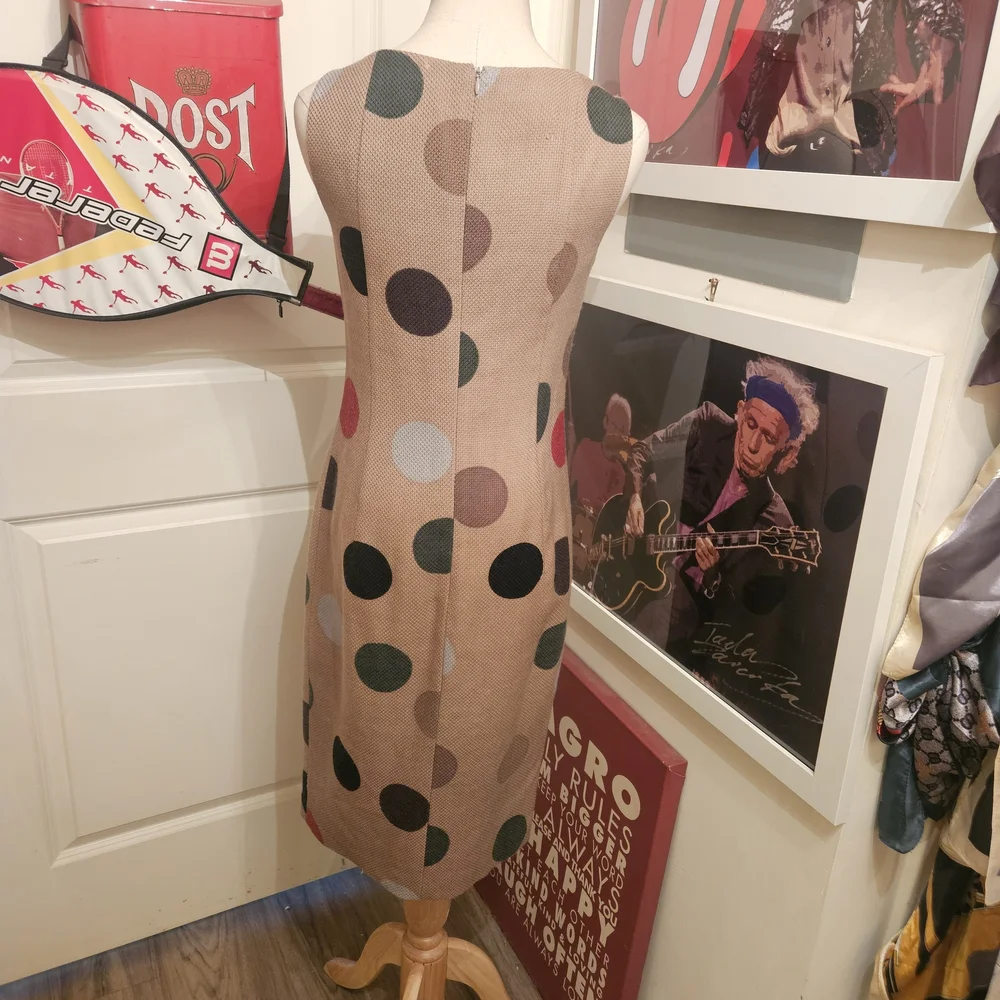 Akris Punto Wool Beige Midi Dress with Colorful Polka Dots - Picture 2 of 7